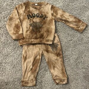 Moody tie dye set!